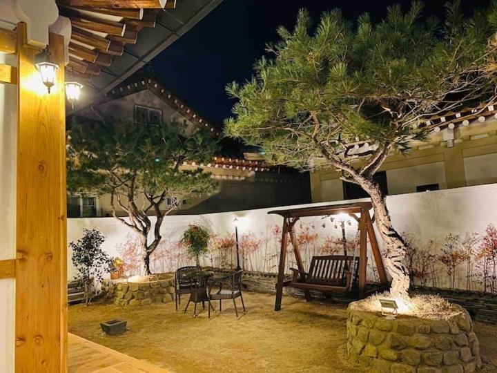 Adam Guesthouse Gyeongju Eksteriør billede